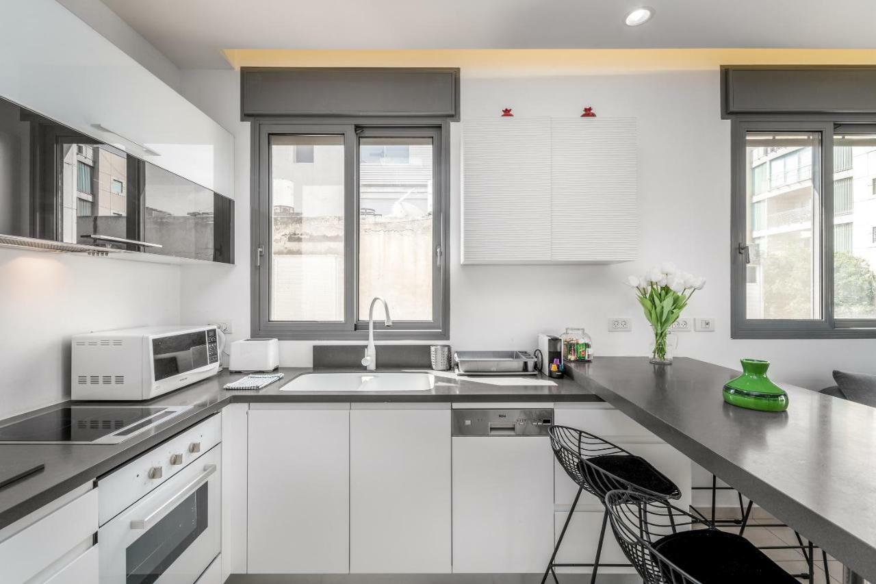 Ben Yehuda Cosy 2Bdr & Balcony Close The Beach Tel Aviv Bagian luar foto